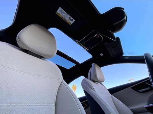 Used 2025 Mercedes-Benz C 300 C 300 image 14