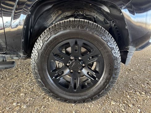 Used 2021 Toyota Tacoma SR w/ SR Convenience Package image 41