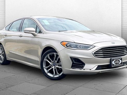 Used 2019 Ford Fusion SEL FWD image 1