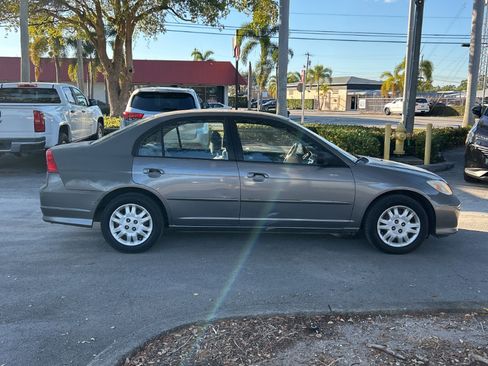 Used 2004 Honda Civic LX image 5