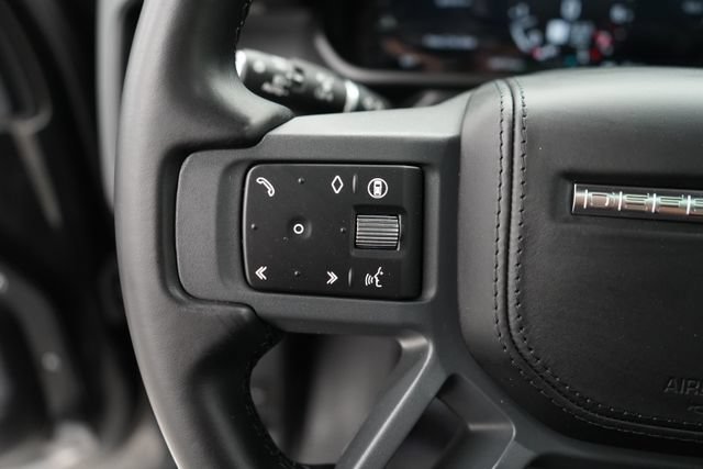 Used 2024 Land Rover Defender 110 X-Dynamic SE AWD/4WD image 17