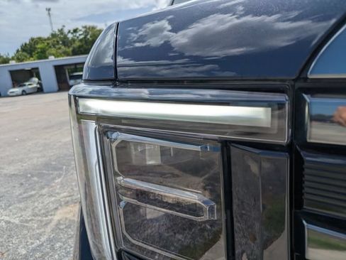 Used 2024 GMC Sierra 1500 AT4 w/ Technology Package AWD/4WD image 10