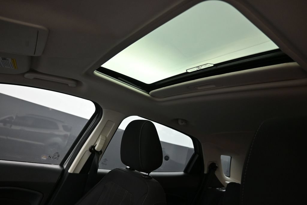 Used 2021 Ford EcoSport SE w/ SE Convenience Package FWD image 7