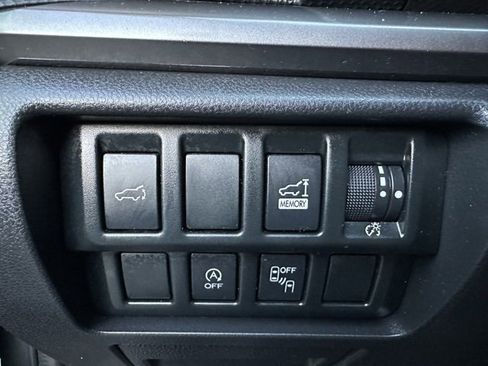 Used 2019 Subaru Forester Premium image 21