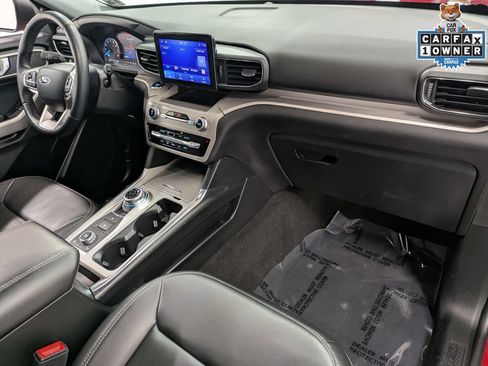 Used 2023 Ford Explorer XLT w/ Equipment Group 202A AWD/4WD image 36