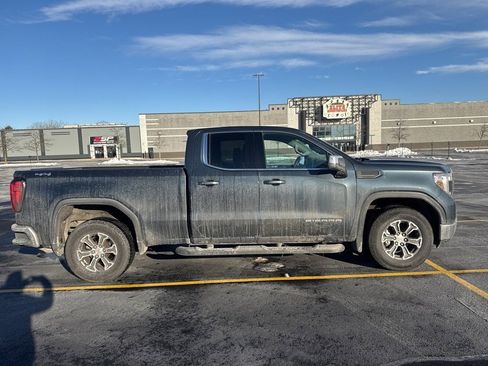 Certified 2020 GMC Sierra 1500 SLE w/ SLE Value Package image 3