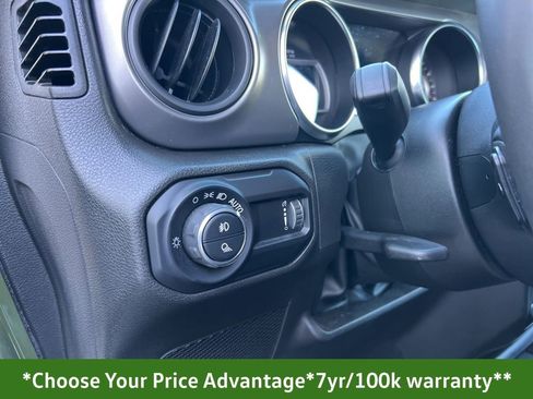 Certified 2023 Jeep Gladiator Sport image 40