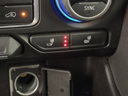 Used 2022 Chevrolet Tahoe Z71 w/ Luxury Package image 29