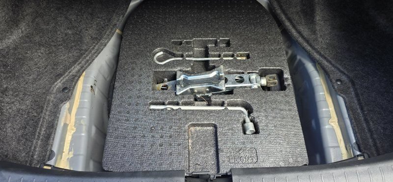 Used 2010 Acura TSX Sedan FWD image 35