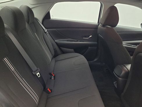 Used 2024 Hyundai Elantra SEL image 19