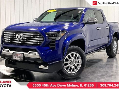 Used 2025 Toyota Tacoma Limited image 1