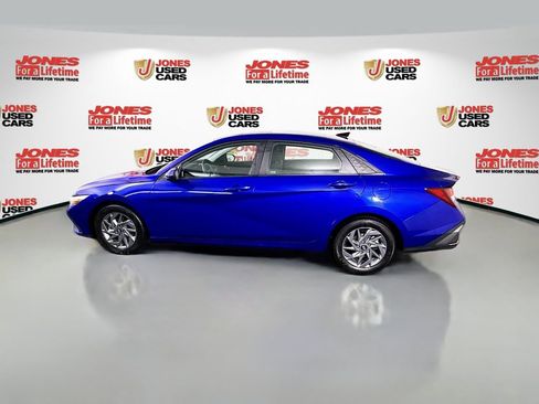 Used 2024 Hyundai Elantra SEL image 13