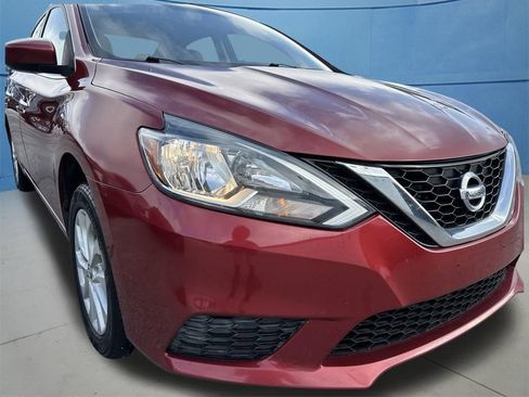 Used 2016 Nissan Sentra SR FWD image 2