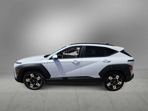 Certified 2025 Hyundai Kona SEL FWD image 5