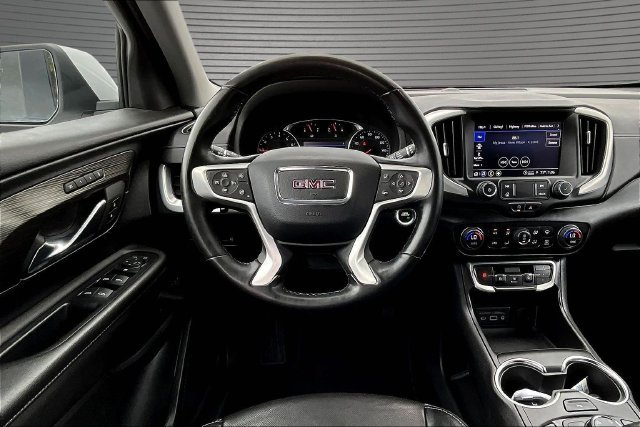 Used 2023 GMC Terrain SLT w/ Tech Package AWD/4WD image 8