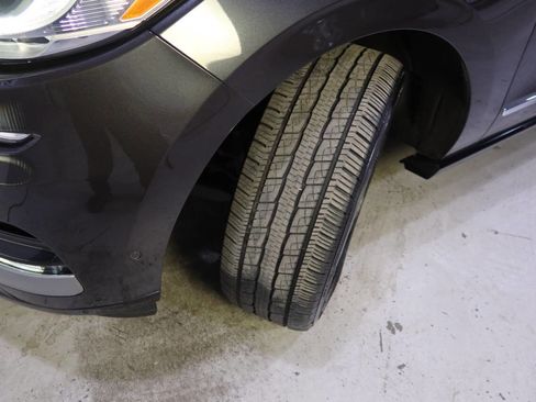 Used 2024 Lincoln Navigator Reserve image 9