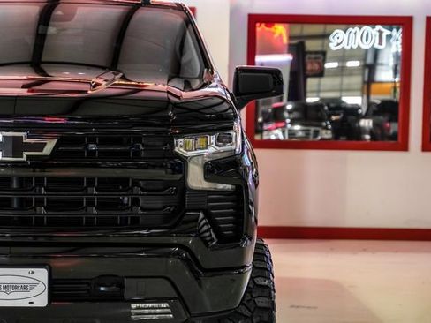Used 2024 Chevrolet Silverado 1500 RST w/ Z71 Off-Road Package AWD/4WD image 43