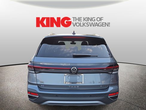 New 2025 Volkswagen Taos SE image 6