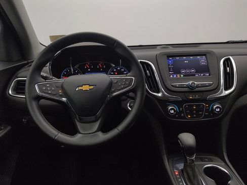 Used 2024 Chevrolet Equinox LT image 22