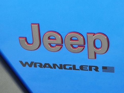 Used 2024 Jeep Wrangler Rubicon w/ Convenience Group image 12