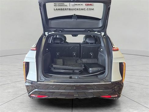 Used 2024 Cadillac Lyriq Luxury w/ LPO, Floor Liner Package image 24