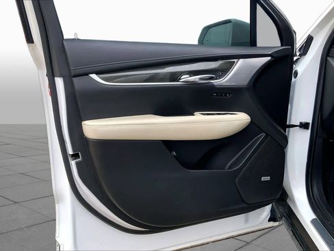 Used 2020 Cadillac XT6 Sport AWD/4WD image 22