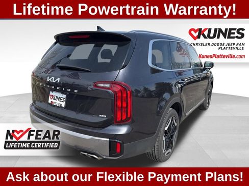 Used 2025 Kia Telluride S image 4