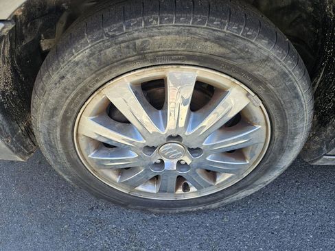 Used 2009 Buick LaCrosse CXL w/ Driver Confidence Package FWD image 18