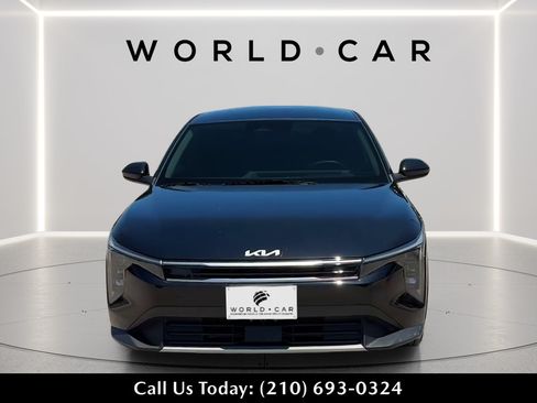 Certified 2025 Kia K4 EX FWD image 2