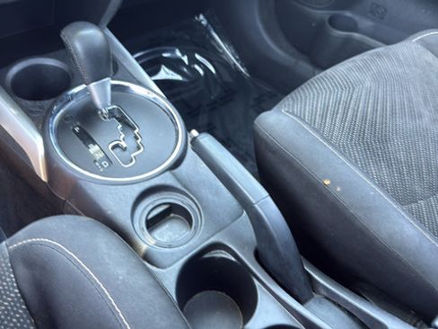Used 2013 Mitsubishi Outlander Sport SE FWD image 18