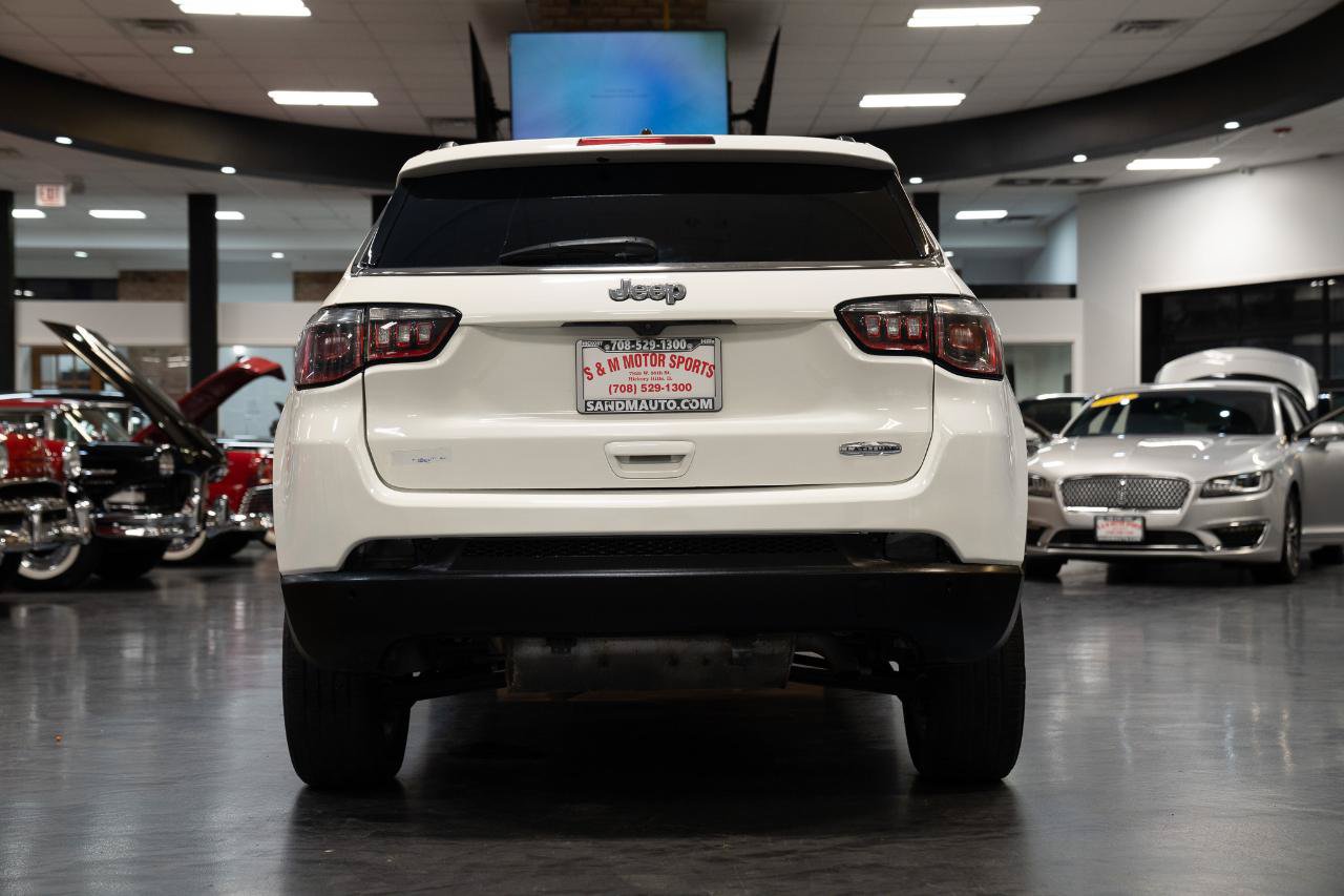 Used 2019 Jeep Compass Latitude w/ Cold Weather Group AWD/4WD image 14