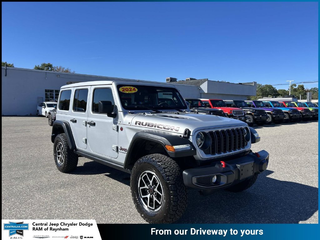 Certified 2024 Jeep Wrangler Unlimited Rubicon w/ Convenience Group AWD/4WD image 1