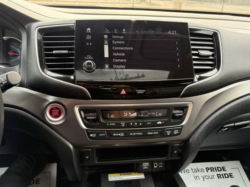 Used 2022 Honda Pilot Special Edition image 9