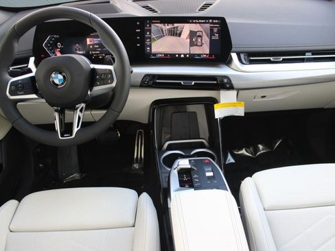 New 2026 BMW X1 xDrive28i w/ Technology Package image 28