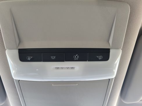 Certified 2025 Nissan Rogue S FWD image 30
