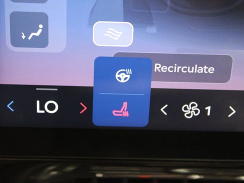 New 2026 Lincoln Nautilus Premier AWD/4WD image 48