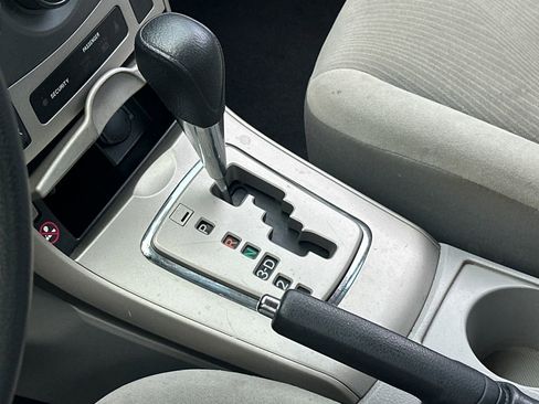 Used 2013 Toyota Corolla LE image 17