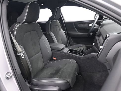 Used 2023 Volvo C40 P8 Recharge Ultimate AWD/4WD image 26