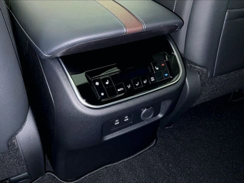 New 2026 Nissan Armada Platinum AWD/4WD image 41