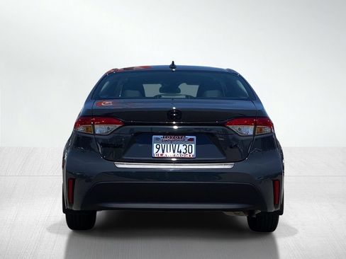 Certified 2025 Toyota Corolla LE w/ LE Premium Package FWD image 6