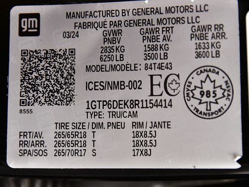 Used 2024 GMC Canyon AT4 AWD/4WD image 13