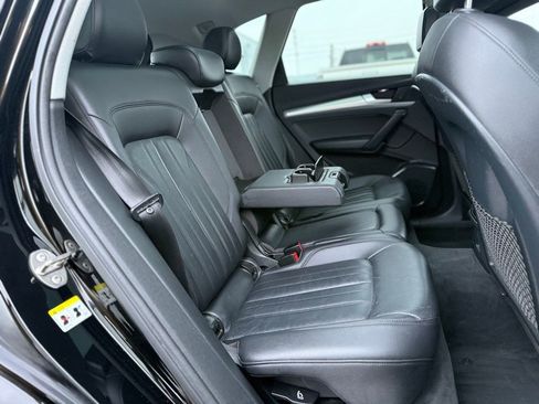 Used 2018 Audi Q5 2.0T Premium Plus w/ Premium Plus Package image 19