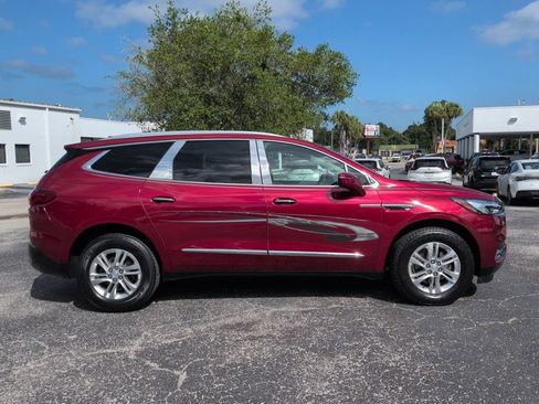 Used 2019 Buick Enclave Essence w/ Trailering Package, 5000 lbs. FWD image 3