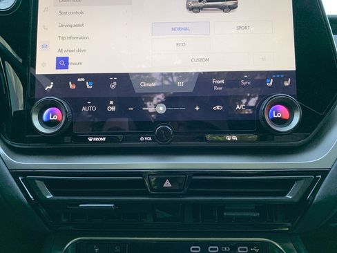 Certified 2026 Lexus TX 350 AWD w/ Technology Package image 29