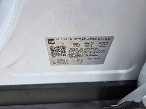 Used 2023 Chevrolet Equinox Premier FWD image 22
