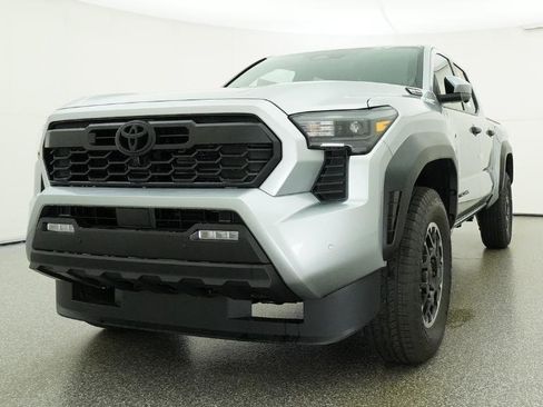 New 2026 Toyota Tacoma TRD Off-Road AWD/4WD image 5