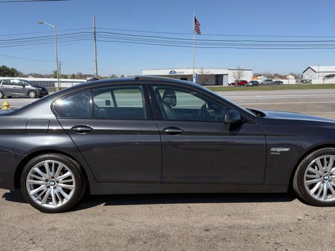 Used 2012 BMW 550i xDrive Sedan image 14
