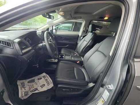 Used 2025 Honda Odyssey EX-L image 2