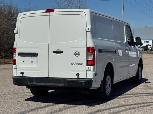 Used 2021 Nissan NV 1500 SV image 5