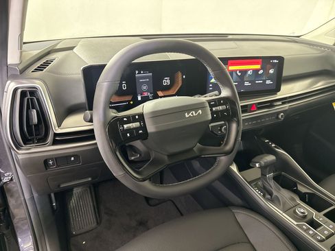 New 2026 Kia Sorento S w/ S Panoramic Sunroof Package image 16